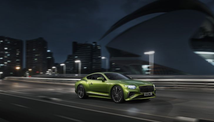 Bentley Continental GT Speed 2024: caratteristiche, novità e prestazioni della coupé britannica - Foto 6 di 23