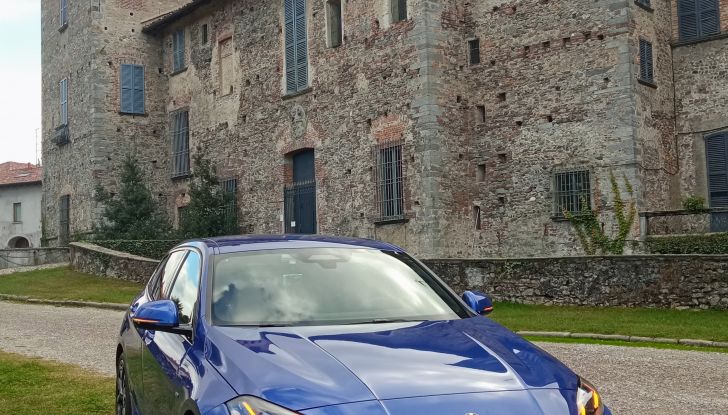 Nuova BMW Serie 1 2025 prova su strada, motori, consumi e prezzi - Foto 2 di 25