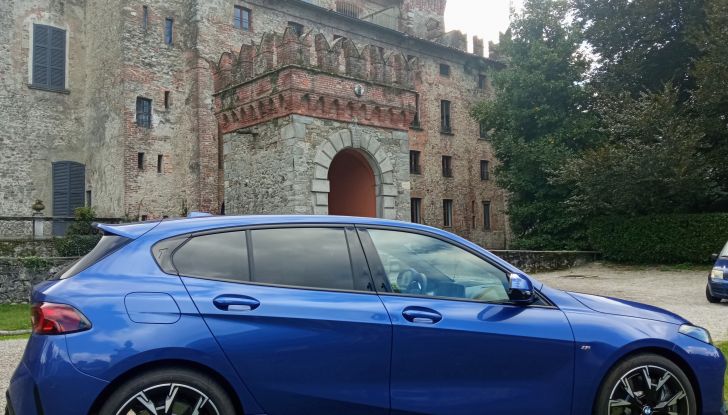 Nuova BMW Serie 1 2025 prova su strada, motori, consumi e prezzi - Foto 3 di 25