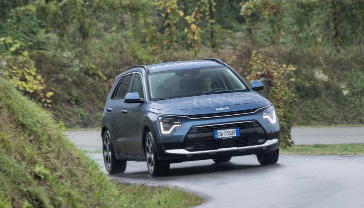 Kia Niro Tri-Fuel 2024: caratteristiche, design e consumi del crossover ibrido a GPL - Foto 4 di 9