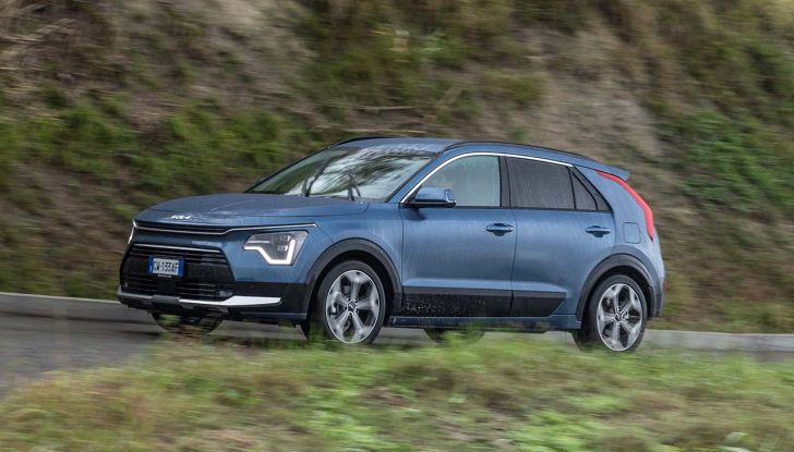 Kia Niro Tri-Fuel 2024: caratteristiche, design e consumi del crossover ibrido a GPL - Foto 7 di 9