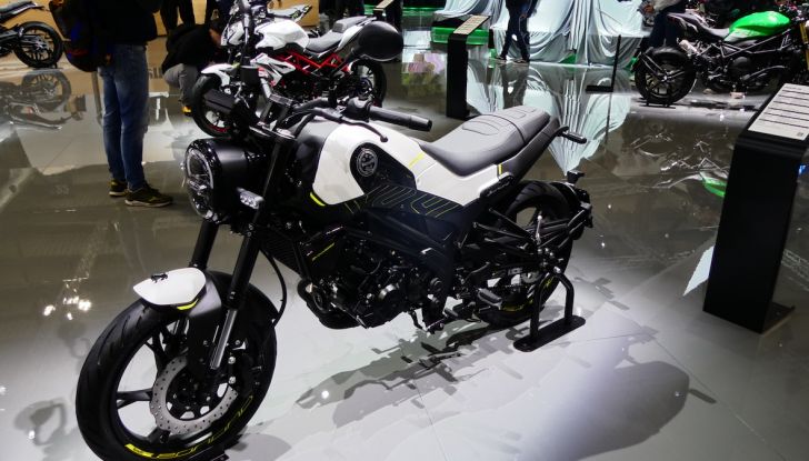 Benelli Leoncino Bobber 400: nuova power cruiser per il 2025 - Foto 60 di 65