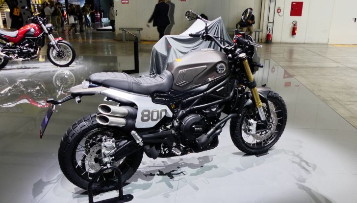 Benelli Leoncino Bobber 400: nuova power cruiser per il 2025 - Foto 62 di 65