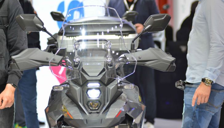 Suzuki: le novità 2025 svelate a EICMA - Foto 11 di 66