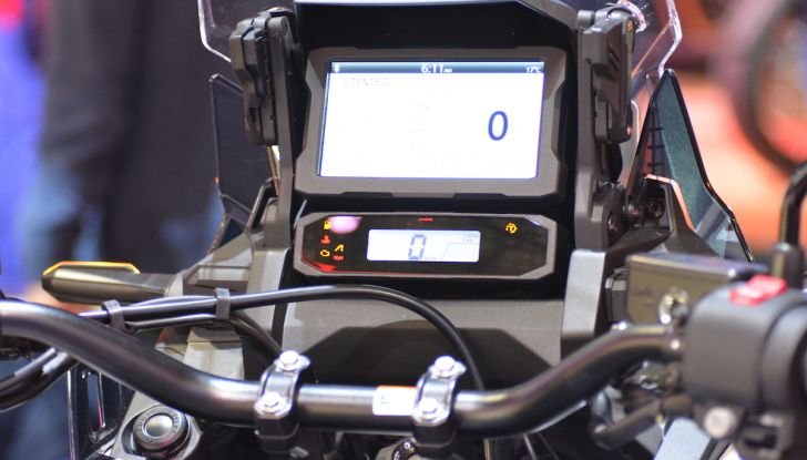 Honda Transalp 2025: la touring per eccedenza si presenta a EICMA 2024 - Foto 9 di 13