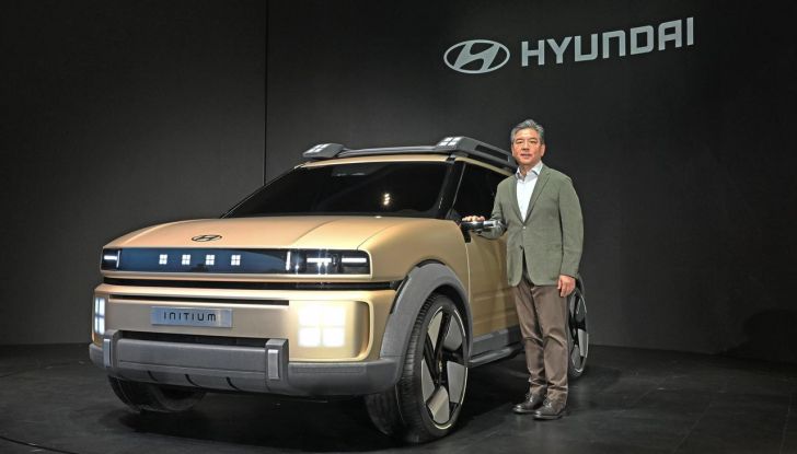 Hyundai Initium: caratteristiche, design, abitacolo, motore e autonomia - Foto 4 di 16