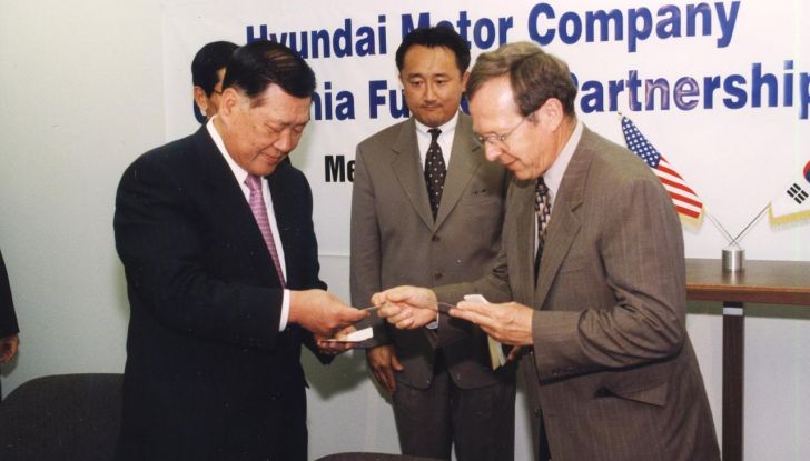 Hyundai Initium: caratteristiche, design, abitacolo, motore e autonomia - Foto 8 di 16