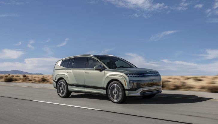 Hyundai Ioniq 9: caratteristiche, design, abitacolo, versioni, motori, prestazioni e autonomia - Foto 23 di 124