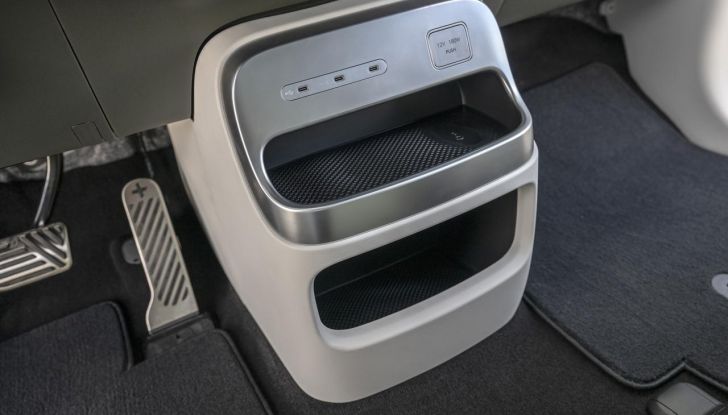 Hyundai Ioniq 9: caratteristiche, design, abitacolo, versioni, motori, prestazioni e autonomia - Foto 97 di 124