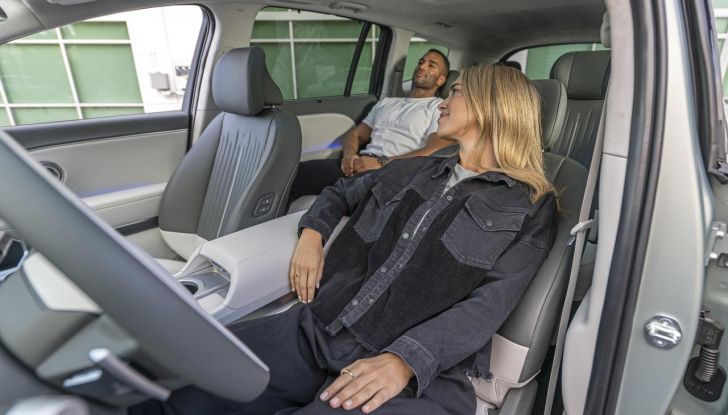 Hyundai Ioniq 9: caratteristiche, design, abitacolo, versioni, motori, prestazioni e autonomia - Foto 85 di 124