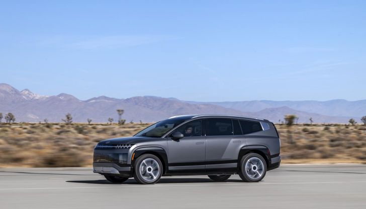 Hyundai Ioniq 9: caratteristiche, design, abitacolo, versioni, motori, prestazioni e autonomia - Foto 31 di 124