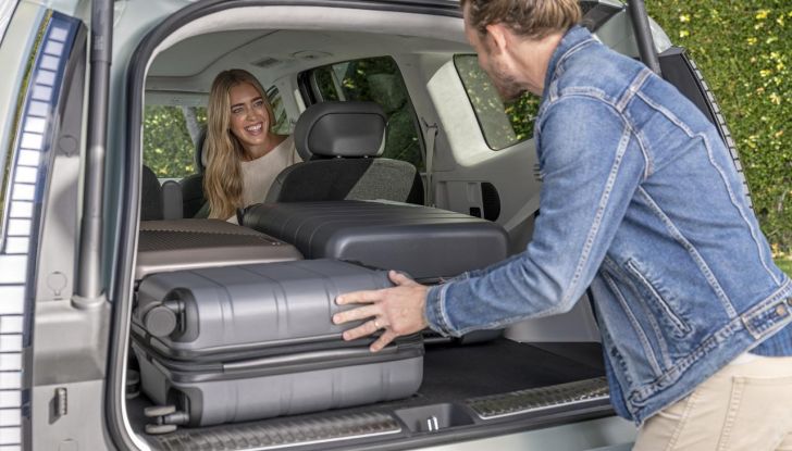 Hyundai Ioniq 9: caratteristiche, design, abitacolo, versioni, motori, prestazioni e autonomia - Foto 74 di 124