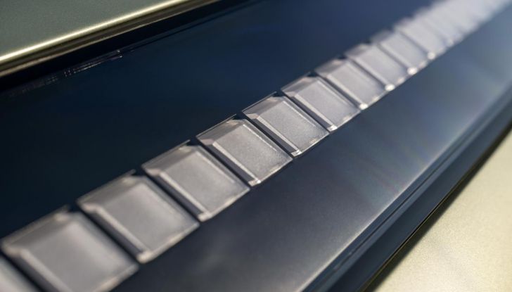 Hyundai Ioniq 9: caratteristiche, design, abitacolo, versioni, motori, prestazioni e autonomia - Foto 38 di 124