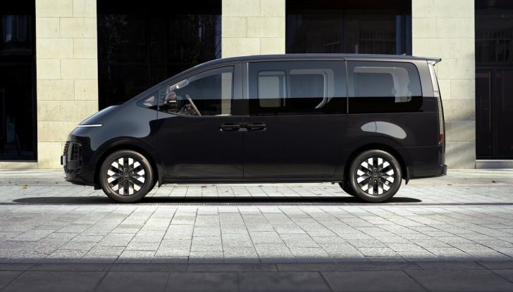 Hyundai Staria Full Hybrid