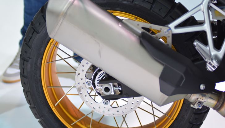 Kove 350RR: la nuova piccola sportiva cinese - Foto 11 di 36