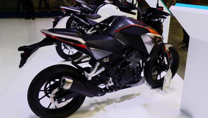 Kove 350RR: la nuova piccola sportiva cinese - Foto 14 di 36