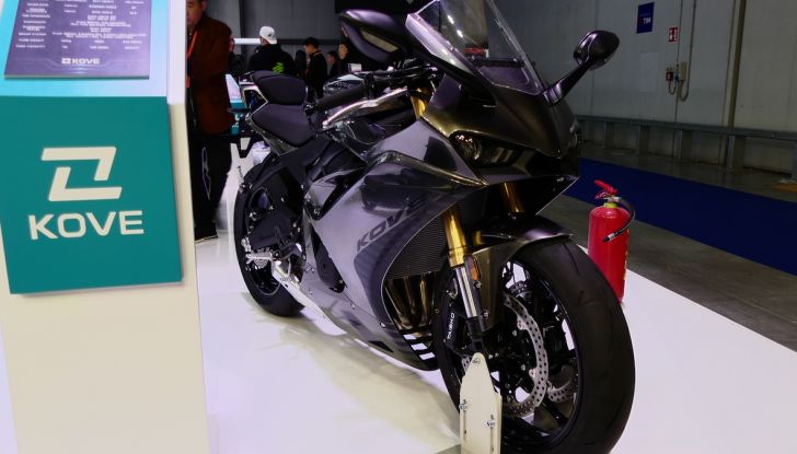Kove 350RR: la nuova piccola sportiva cinese - Foto 18 di 36