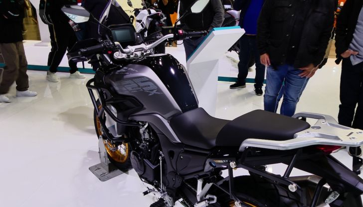 Kove 350RR: la nuova piccola sportiva cinese - Foto 25 di 36