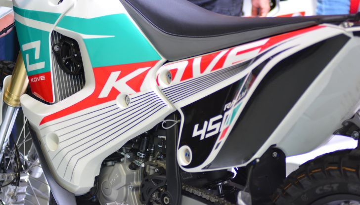 Kove 350RR: la nuova piccola sportiva cinese - Foto 9 di 36