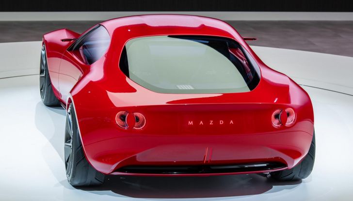 Mazda Iconic SP: confermato l’arrivo della versione di produzione - Foto 13 di 27