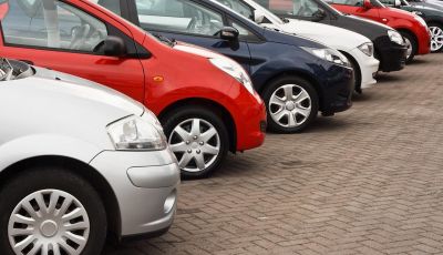 Mercato autovetture usate in Italia: quasi la metà delle auto ha più di 10 anni