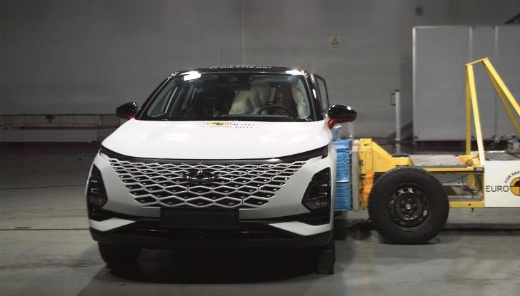 Omoda 5 EV conquista cinque stelle nei test di sicurezza Euro NCAP e ANCAP - Foto 6 di 21