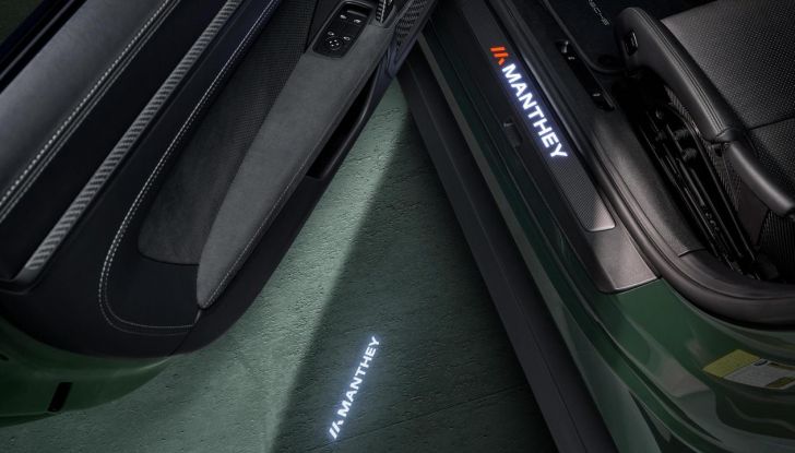 Porsche 911 GT3 RS by Manthey Racing