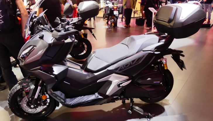 Honda svela le nuova CMX500 e 1100 Rebel MY 2025 - Foto 12 di 68