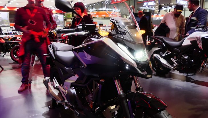 Honda svela le nuova CMX500 e 1100 Rebel MY 2025 - Foto 18 di 68