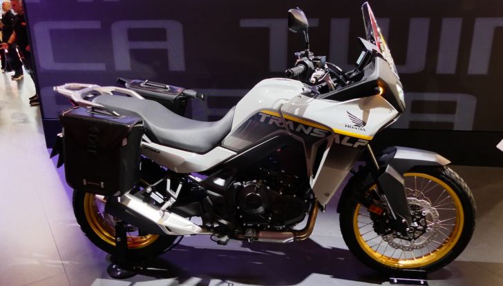 Honda svela le nuova CMX500 e 1100 Rebel MY 2025 - Foto 54 di 68