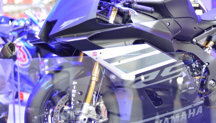 Yamaha TMAX E Tech Max MY 2025: innovazione e comfort su due ruote - Foto 15 di 93