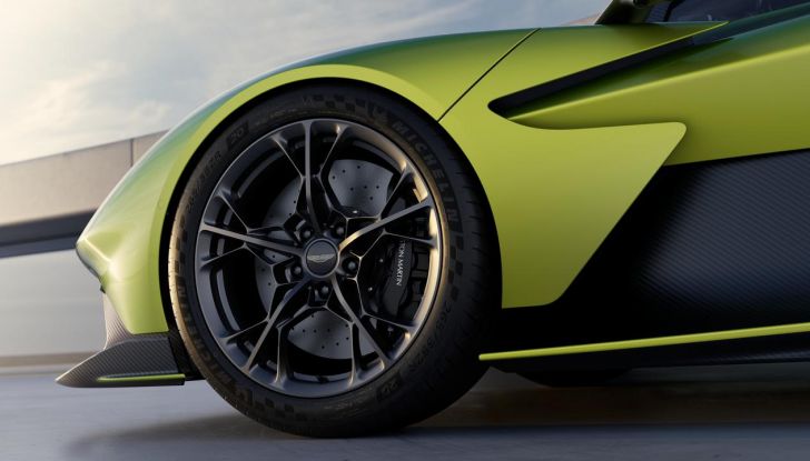 Aston Martin Valhalla