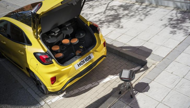 Ford Puma Gen-E: caratteristiche, design, abitacolo, versioni, autonomia e prezzi - Foto 12 di 21