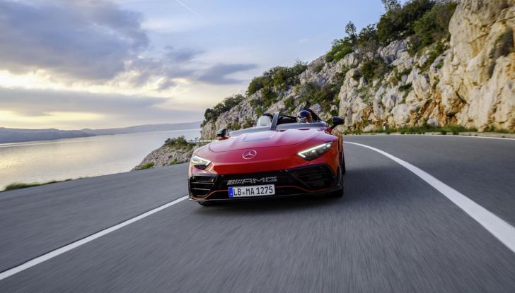 Mercedes-AMG PureSpeed: l’auto da collezione è un omaggio al motorsport - Foto 4 di 35