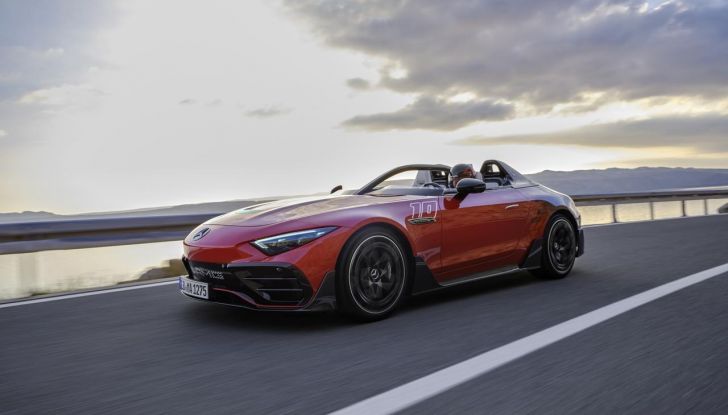 Mercedes-AMG PureSpeed: l’auto da collezione è un omaggio al motorsport - Foto 6 di 35