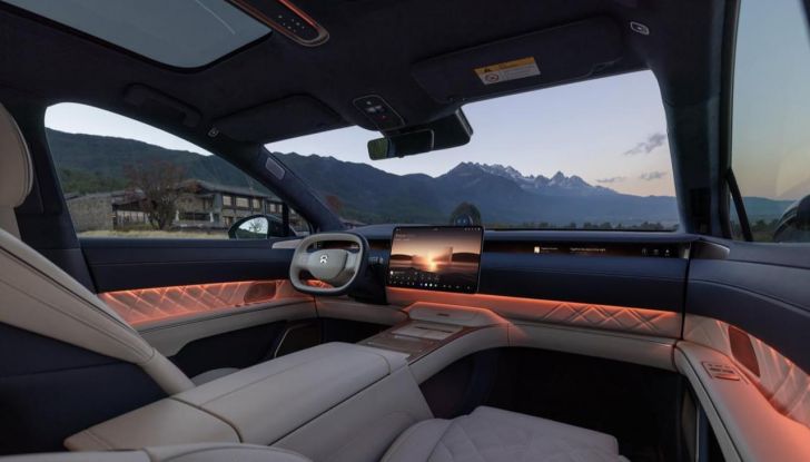 Nio ET9: la nuova ammiraglia elettrica cinese che sfida Tesla e Maybach - Foto 7 di 20
