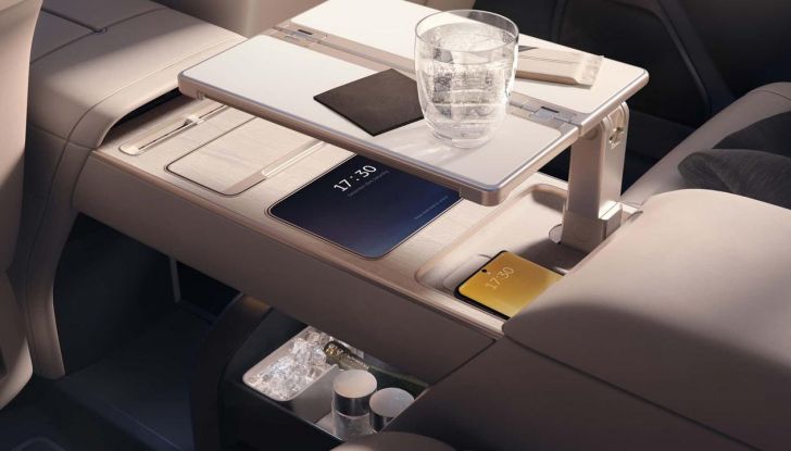 Nio ET9: la nuova ammiraglia elettrica cinese che sfida Tesla e Maybach - Foto 13 di 20