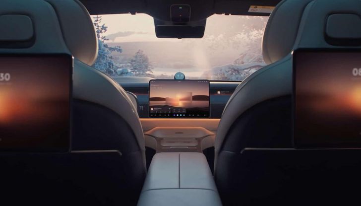 Nio ET9: la nuova ammiraglia elettrica cinese che sfida Tesla e Maybach - Foto 8 di 20