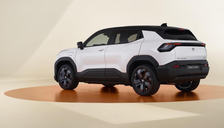 Toyota Urban Cruiser: la nuova arma del brand per conquistare il segmento dei B-SUV - Foto 12 di 35