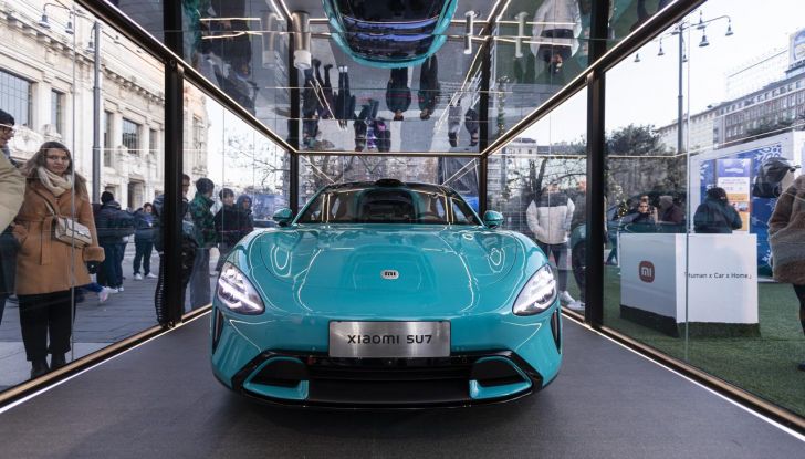 Xiaomi SU7 Max evento Milano Centrale