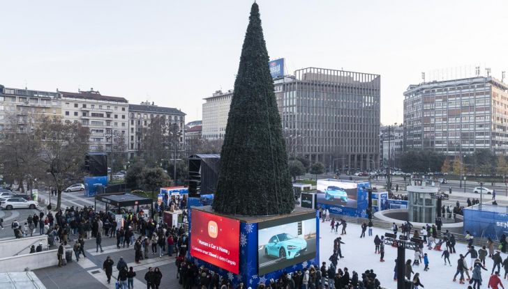 Xiaomi SU7 Max evento Milano Centrale