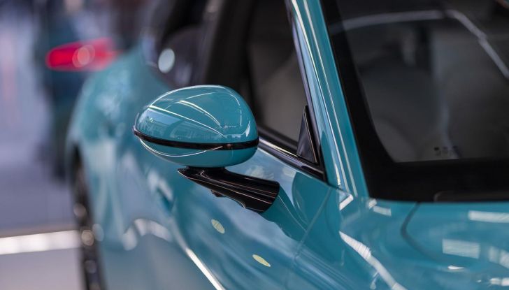 Xiaomi SU7 Max evento Milano Centrale