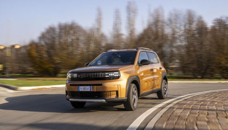 Fiat Grande Panda è il superpremio della “Ruota della fortuna” con Gerry Scotti - Foto 59 di 129