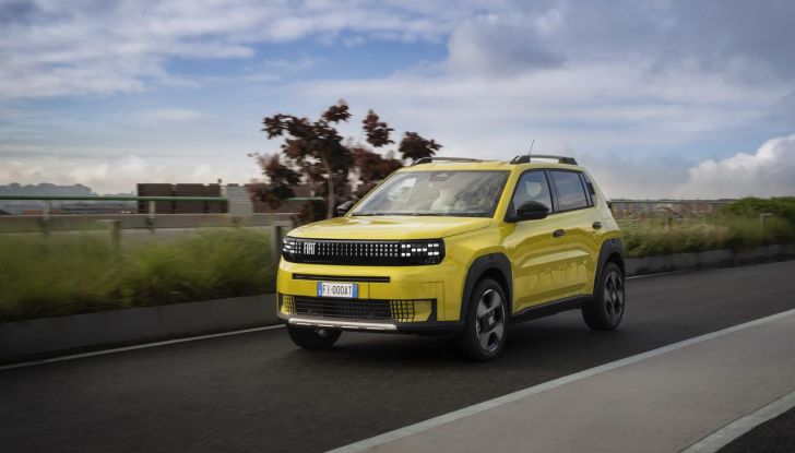 Fiat Grande Panda è il superpremio della “Ruota della fortuna” con Gerry Scotti - Foto 10 di 129