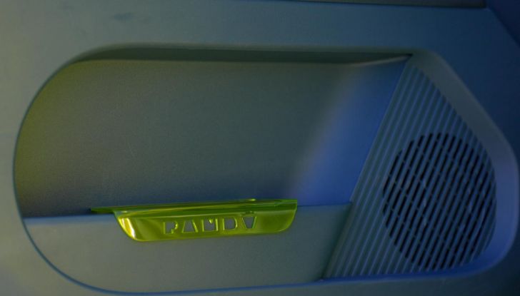 Fiat Grande Panda è il superpremio della “Ruota della fortuna” con Gerry Scotti - Foto 119 di 129