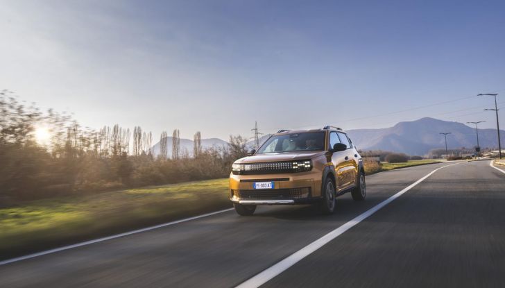 Fiat Grande Panda è il superpremio della “Ruota della fortuna” con Gerry Scotti - Foto 52 di 129