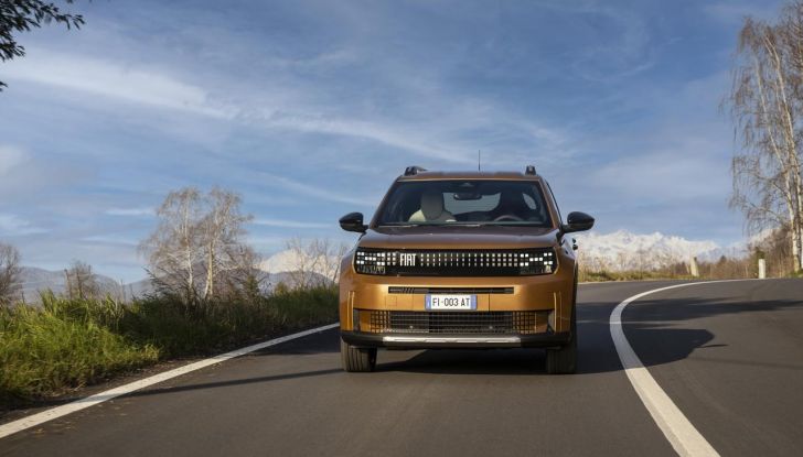 Fiat Grande Panda è il superpremio della “Ruota della fortuna” con Gerry Scotti - Foto 54 di 129
