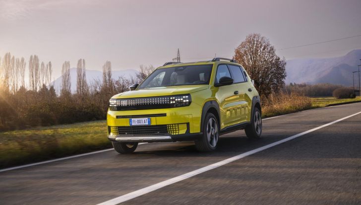 Fiat Grande Panda è il superpremio della “Ruota della fortuna” con Gerry Scotti - Foto 33 di 129