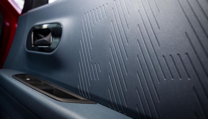 Fiat Grande Panda è il superpremio della “Ruota della fortuna” con Gerry Scotti - Foto 114 di 129