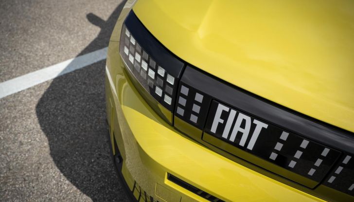 Fiat Grande Panda è il superpremio della “Ruota della fortuna” con Gerry Scotti - Foto 22 di 129